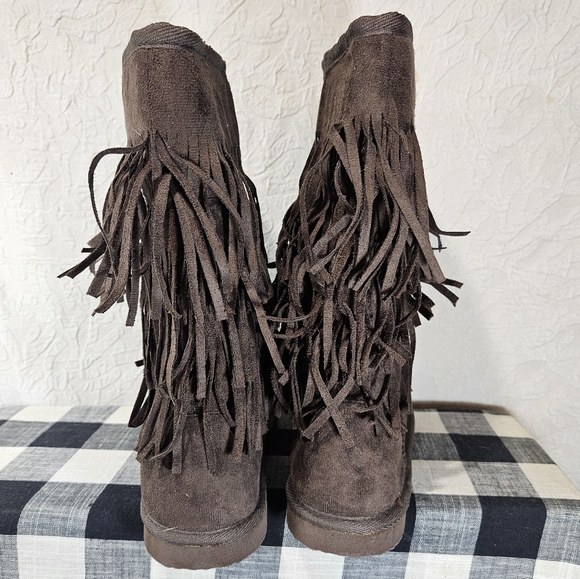 Silver Dew Women's Cozy-4 Moccosin Style Boot - Picture 4 of 10